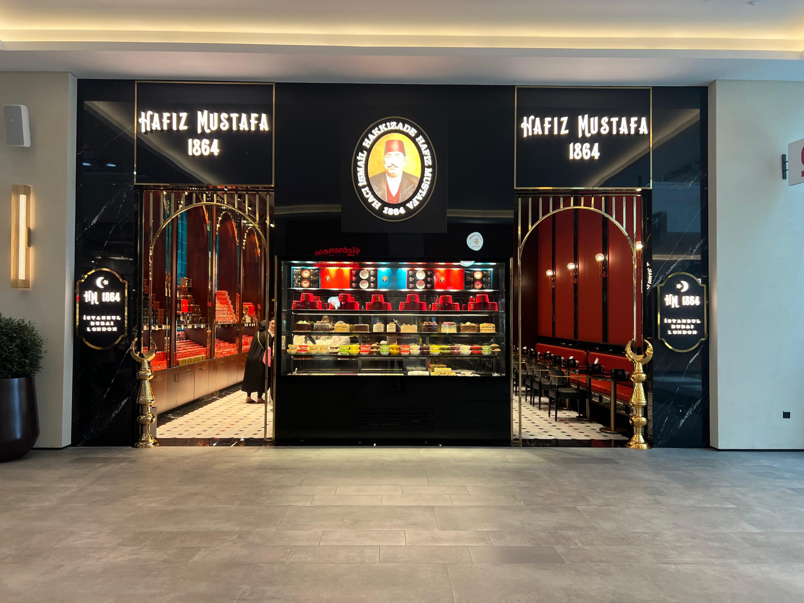 HAFIZ MUSTAFA 1864 @ DUBAI HILLS