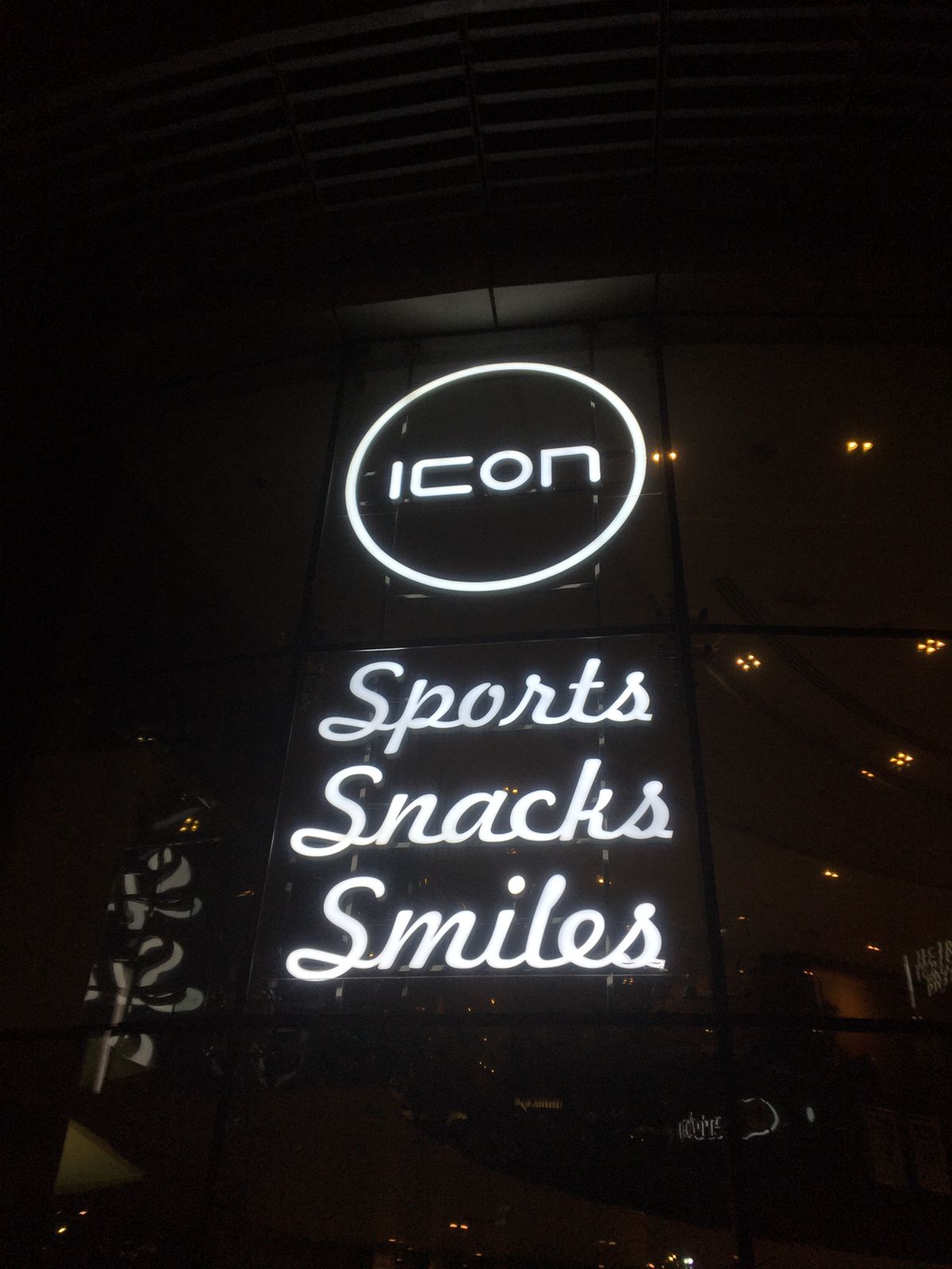 CERTO RISTORANTE & ICON BAR, RADISSON BLU DUBAI MEDIA CITY