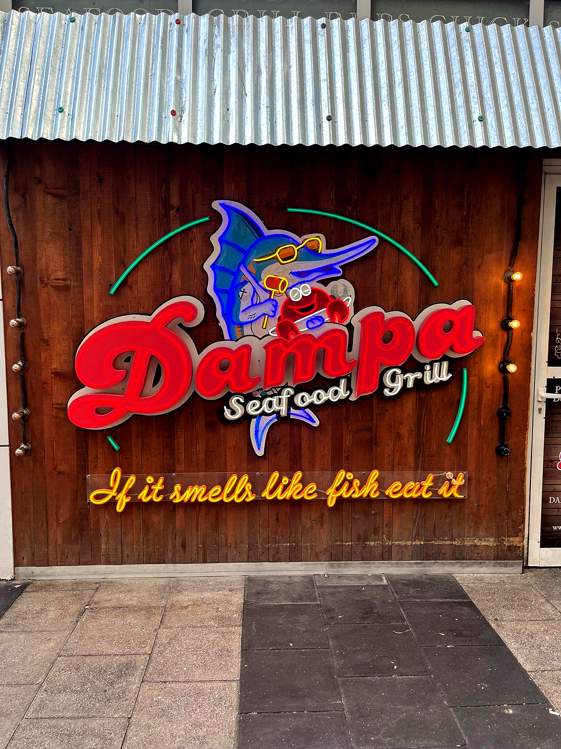DAMPA SEAFOOD GRILL – DUBAI