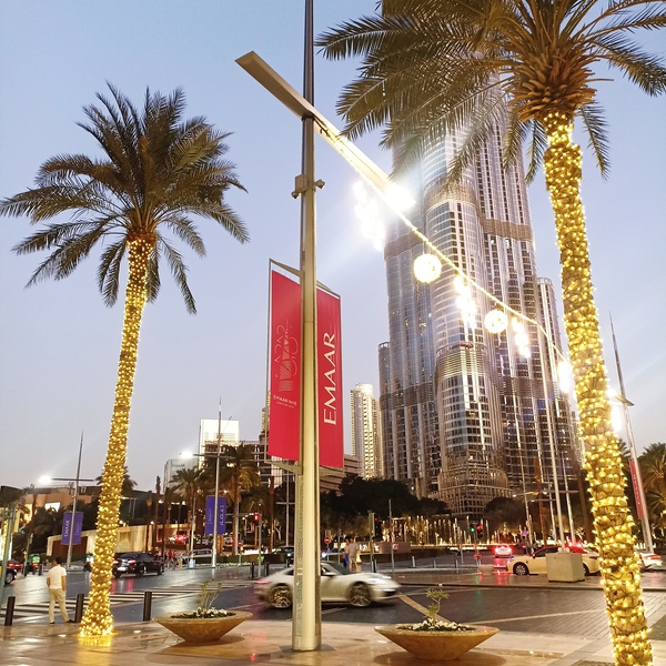 Advertisement Banner Post @ Downtown, Dubai