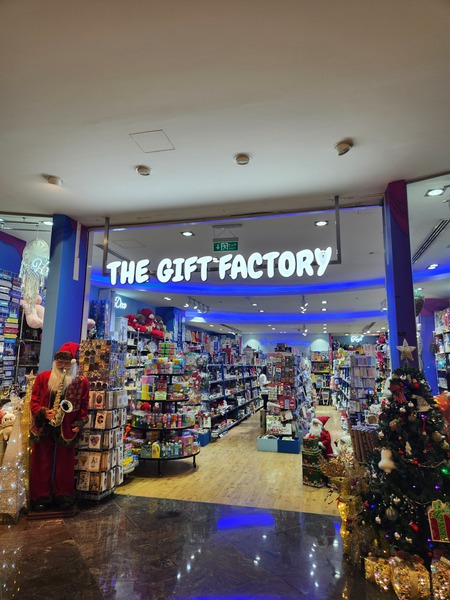 shopfront signage